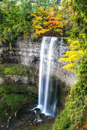 Tews Falls in full autumn colours.