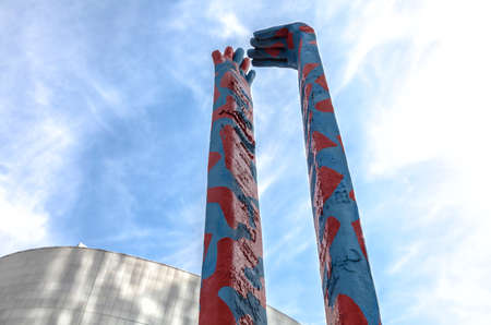 PARIS, FRANCE - AUGUST 27, 2016: La Defense, La Connaissance, The knowledge, Sculpture by Les eleves de l'Ecole Superieure de Fonderie  2003のeditorial素材