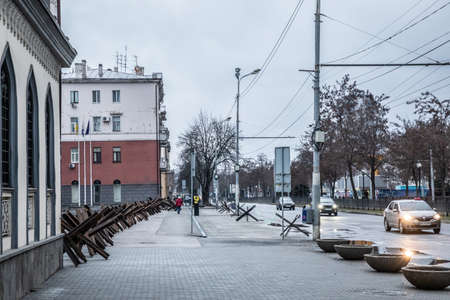 Dnipro, Ukraine - Mar 15, 2022 Fortifications, roadblocks, barriers, protection, streets, cars, war, Ukraineのeditorial素材