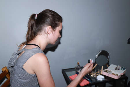 getting ready for a date - behind the scenes of make upの写真素材