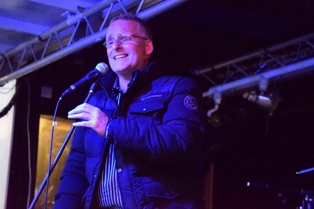 Singer on stage on NYE in Bidefordのeditorial素材