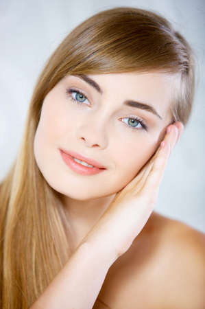 Portrait of cute and happy teenage girl の写真素材