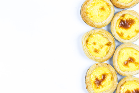 Egg Tarts isolated on white backgroundの写真素材