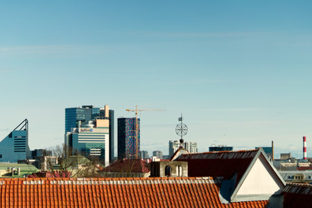 Estonia, Tallinn: 08.06.21 - Panoramic view from Kohtuotsa viewing platform to Old town, Radisson blue Hotel and SEB Bankのeditorial素材