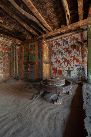 26-Nov-2006 Rathwa tribeâs Pithora painting with mud floring and threshed roof Champaner , Pawagadh a UNESCO world Heritage site Panchmahal district Gujarat , Indiaのeditorial素材