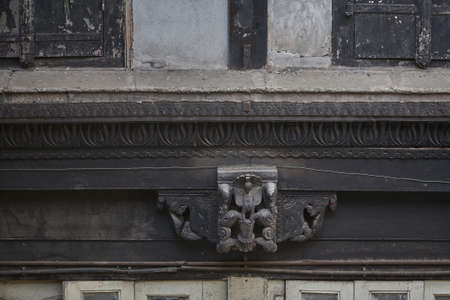 24-Dec-2006 Vishrambaug Wada wooden carving Pune maharashtra INDIAの写真素材