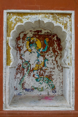 28 Oct 2004 Krishnavtar or the divine statesman eighth incarnation of Lord Vishnu colourfully painted on wall of Vishnu Narayan temple at top of Parvati ; Pune ; Maharashtra ; Indiのeditorial素材