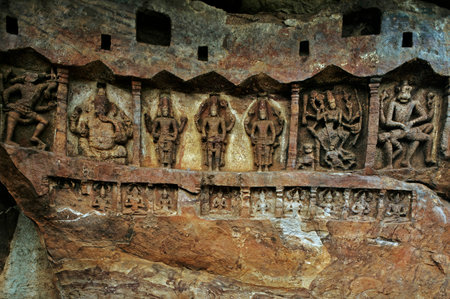 07-Jun-2008 these sculptures facing east done on a huge rock on eastern side of the lake AGASTYATIRTHA at Badami, now a world heritage site, Karnataka, South India.のeditorial素材