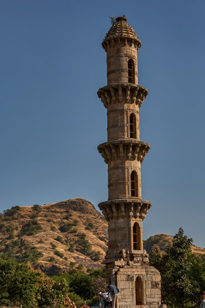 26-Nov 2006 Ek Minar ki Masjid, One column mosque of Champaner a UNESCO world heritage site gujarat INDIAのeditorial素材