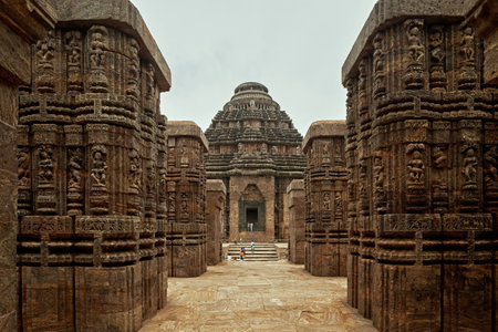 23 Jul 2007 The Nata Mandira, or Temple of the Dance, as viewed from the Jagamohan, or Audience Hall. Both are part of the Temple of the Sun at Konarka.Odisha. Indiaのeditorial素材
