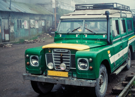 1 11 2020 Vintage Vintage offroad car in Darjeeling Used as Taxi for Transportation West Bengal India.のeditorial素材