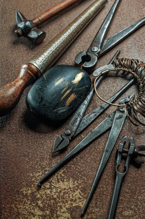 12 09 2007 Old Tools, Goldsmith's Handmaid Tools studio shot Lokgram Kalyan Maharashtra India.のeditorial素材