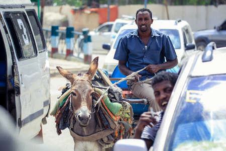 Hargeisa, Somaliland - November 10, 2019: Daily Life of the Hargeisa streets with the Cars and Local Peopleのeditorial素材