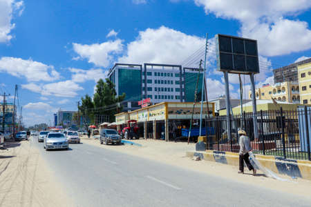 Hargeisa, Somaliland - November 10, 2019: Daily Life of the Hargeisa streets with the Cars and Local Peopleのeditorial素材