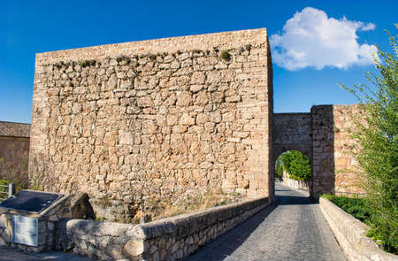 Arch of Bezudo from the 16th century, entrance to the city of Cuenca, Castilla la Manchaの写真素材