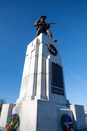 War Memorial near Parliament Buildings, Inner Harbour, Victoria, Vancouver Island, British Columbiaのeditorial素材