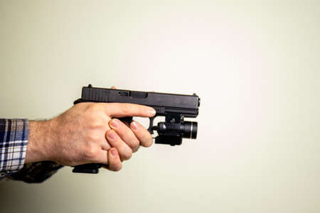 aiming with an handgun