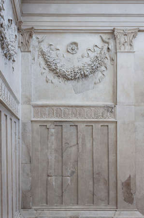 Bas-Relief Detail Augustae Ara Pacis - Romeのeditorial素材