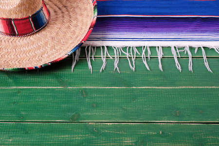 Mexico cinco de mayo wood background mexican sombreroの写真素材