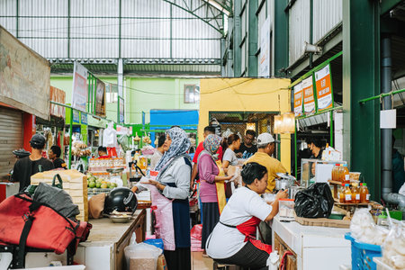 Transaction or buy and sell activities in the Indonesian traditional marketのeditorial素材