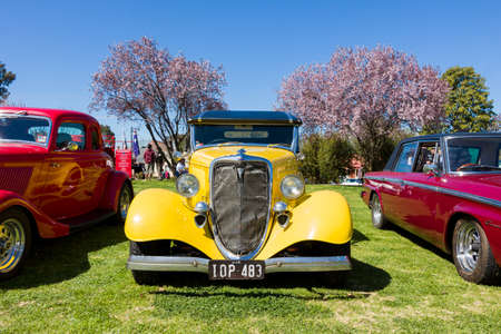 VICTORIA/AUSTRALIA - SEPTEMBER 2015: Classic car show on the 13 September 2015 in Corowa.のeditorial素材
