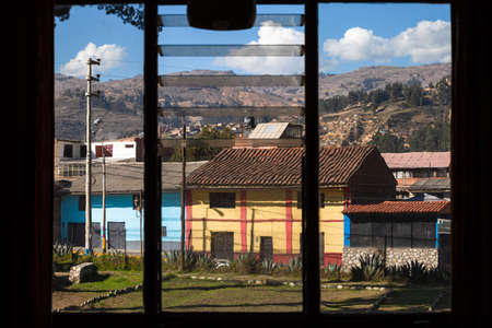 HUARAZ, PERU - NOVEMBER 29, 2014: View of houses in the city of Huaraz.のeditorial素材