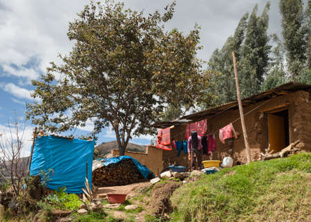 HUARAZ, PERU - NOVEMBER 30, 2014: House located on the side of a mountain in the city of Huaraz.のeditorial素材
