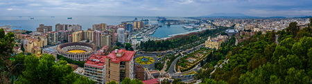 Malaga, Spain â Panoramic view of the city with cruise liners early in the morning の写真素材