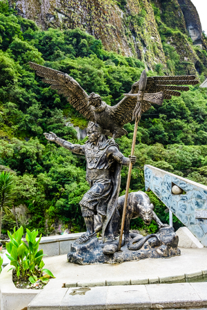 Aguas Calientes, Cusco,Peru -29 April 2017: Great Sapa Inca statue in Aguas Calientes Machu Picchu Inca town village, Peruのeditorial素材