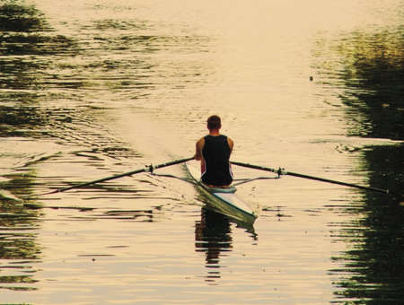 rowers on the river great ouse bedford city centre bedfordshire england uk united kingdom europeの写真素材