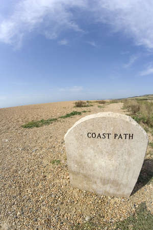 coast path sign shingle beachの写真素材