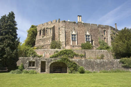 berkeley castle gloucestershire norman castle completed in 1153 by lord maurice de berkeley at the command of king henry IIの写真素材