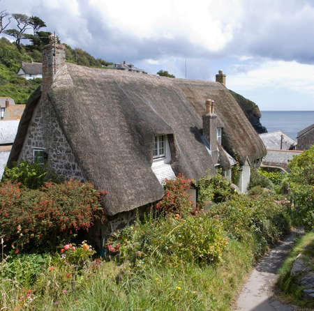 cadgwith harbour and bay fishing village and port cornwall england ukの写真素材