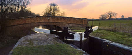 narrow boat barge the worcester and birmingham canal stoke prior worcestershireの写真素材