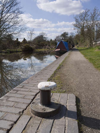 the stratford upon avon canal at lapworth flight of locks in warwickshire part of the midlands in the country of england commonly called the ukの写真素材