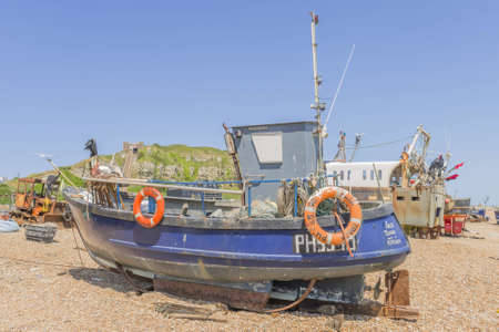 Trawlers Hastings beach Sussex ukの素材