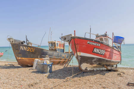 Trawlers Hastings beach Sussex ukの素材
