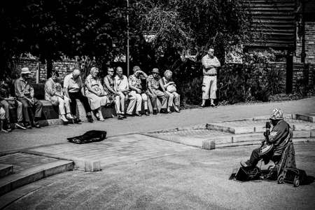 Tourists at Stratford upon Avon England ukの素材