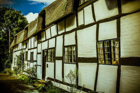 Traditional English cottageの素材