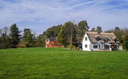 Pretty cottage in an english villageの素材