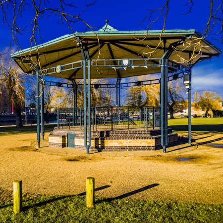 Sunday afternoon in the parkの素材