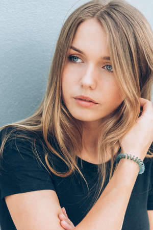 Close up portrait of a beautiful young womanの写真素材