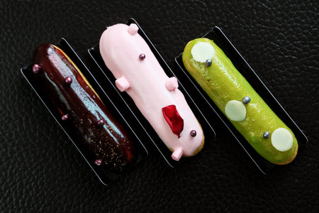 Eclair with topping
