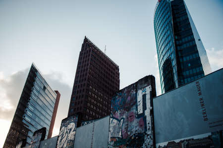 Potsdamer Platz and the berlin mauer.のeditorial素材