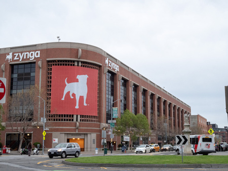 SAN FRANCISCO, CA - APRIL 4, 2018: Zynga mobile game company headquartes in the SoMa neighborhood of San Francisco.のeditorial素材