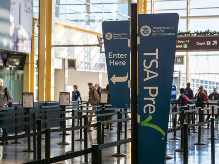 TSA precheck fast lane line before security at Reagan National Airportのeditorial素材