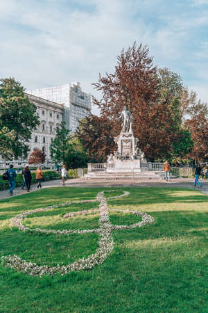 Vienna, Austria - April 27,2019: Mozart Statue in Mozart Monumentのeditorial素材