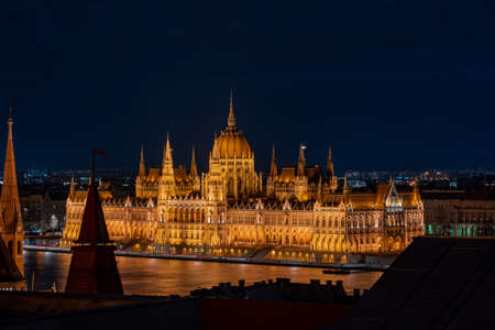 Danube river side view of Hungarian Parliament in the night from pest hill in winterのeditorial素材