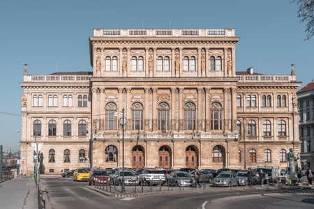 Facade of Hungarian Academy of Sciences in the morningのeditorial素材