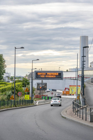 Paris, France - Jun 13, 2020: Cars on the road in La Defenseのeditorial素材